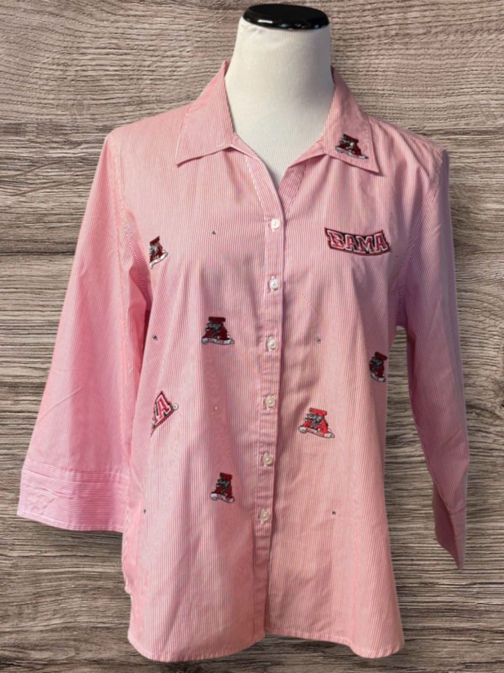 vintage Las Olas button-down shirt featuring the University of Alabama SZ M